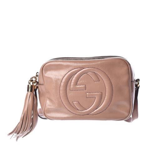 GUCCI Soft Patent Small Soho Disco Bag Dark Cipria